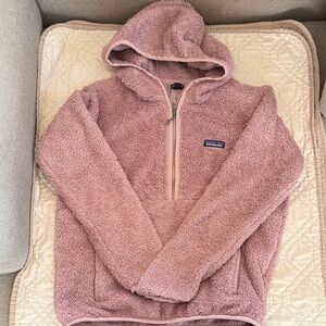 Patagonia women’s medium 1/2 zip Dusty Pink Fleece Pullover hoody